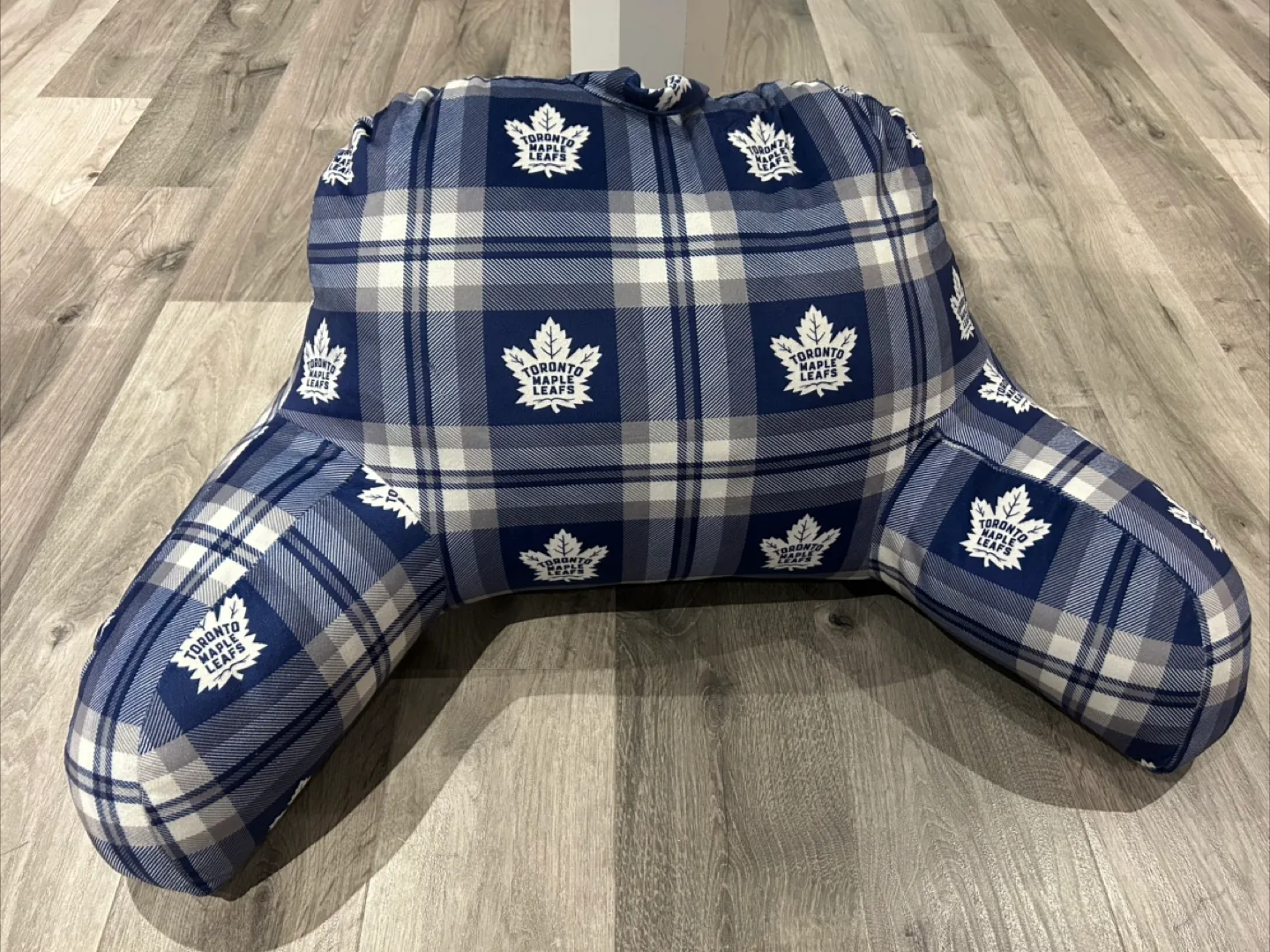 Toronto Maple Leafs Bed Rest Pillow thumbnail