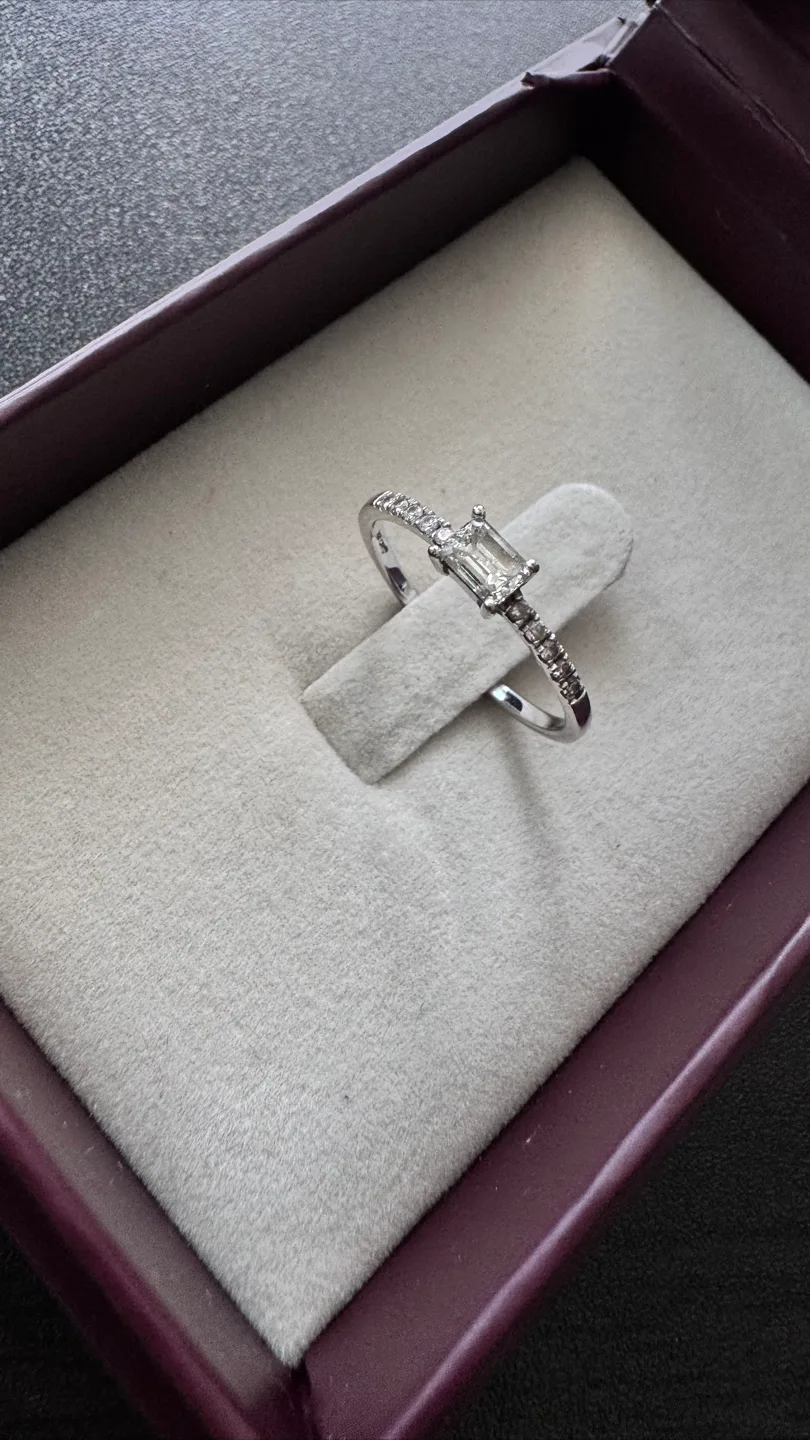 LUGARO Diamond Ring thumbnail