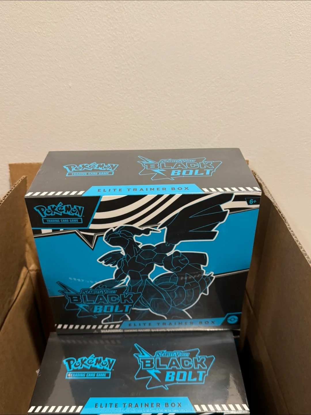 Pokemon black bolt ETB elite trainer box thumbnail