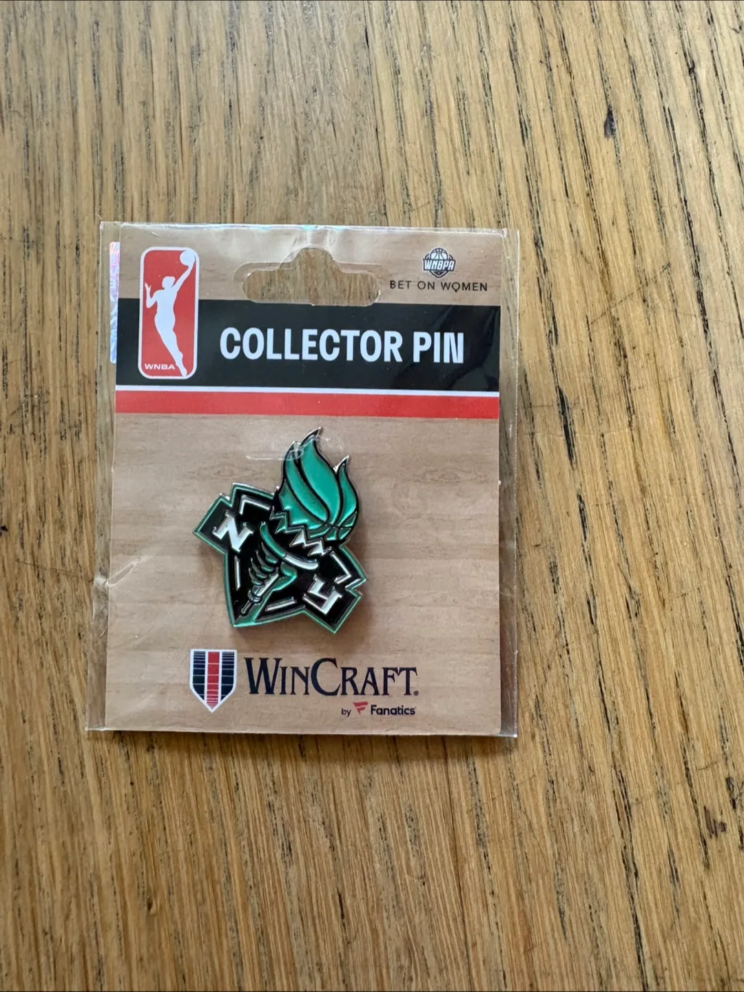 WNBA New York Liberty Collector Pin - WinCraft thumbnail