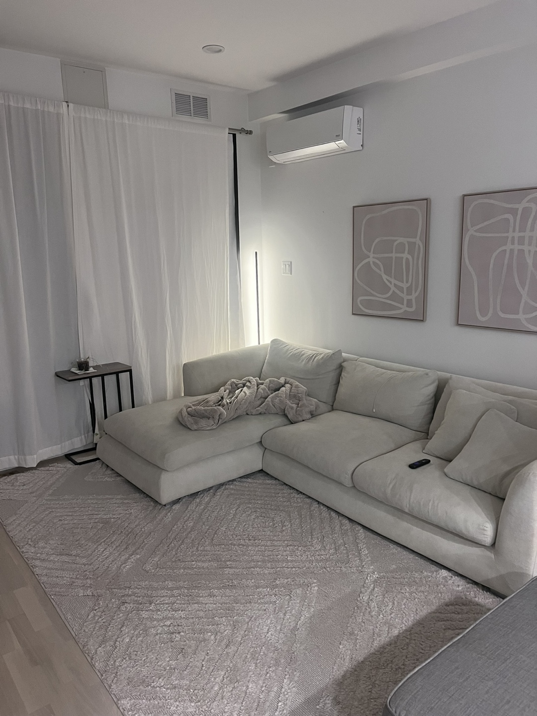 Feathers Sectional Sofa