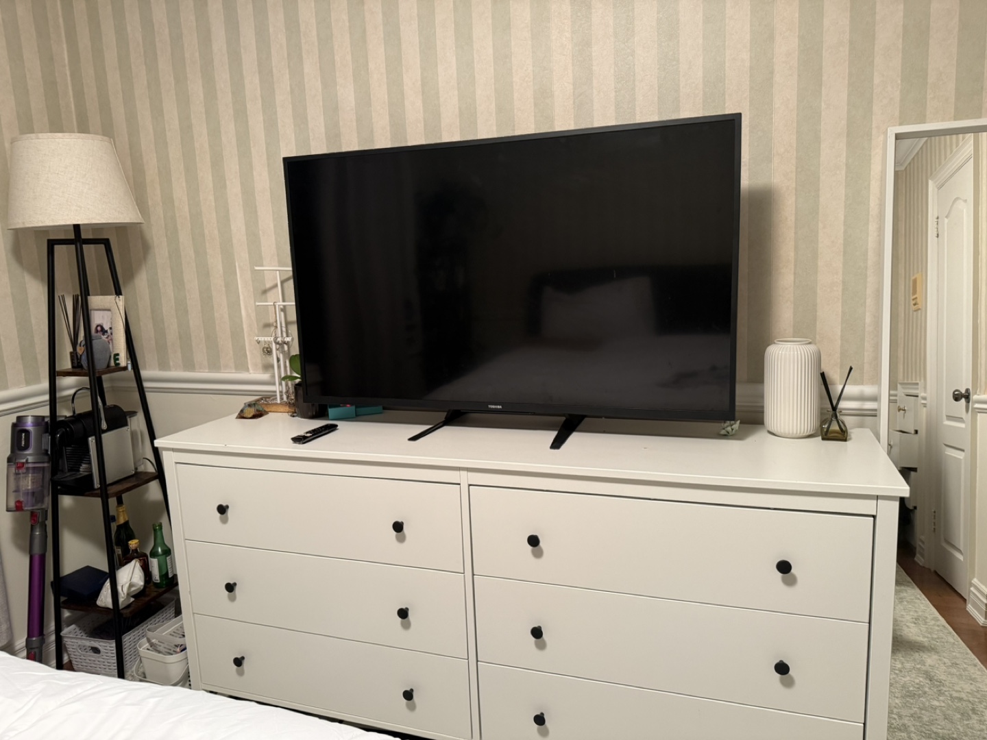 White Ikea dresser