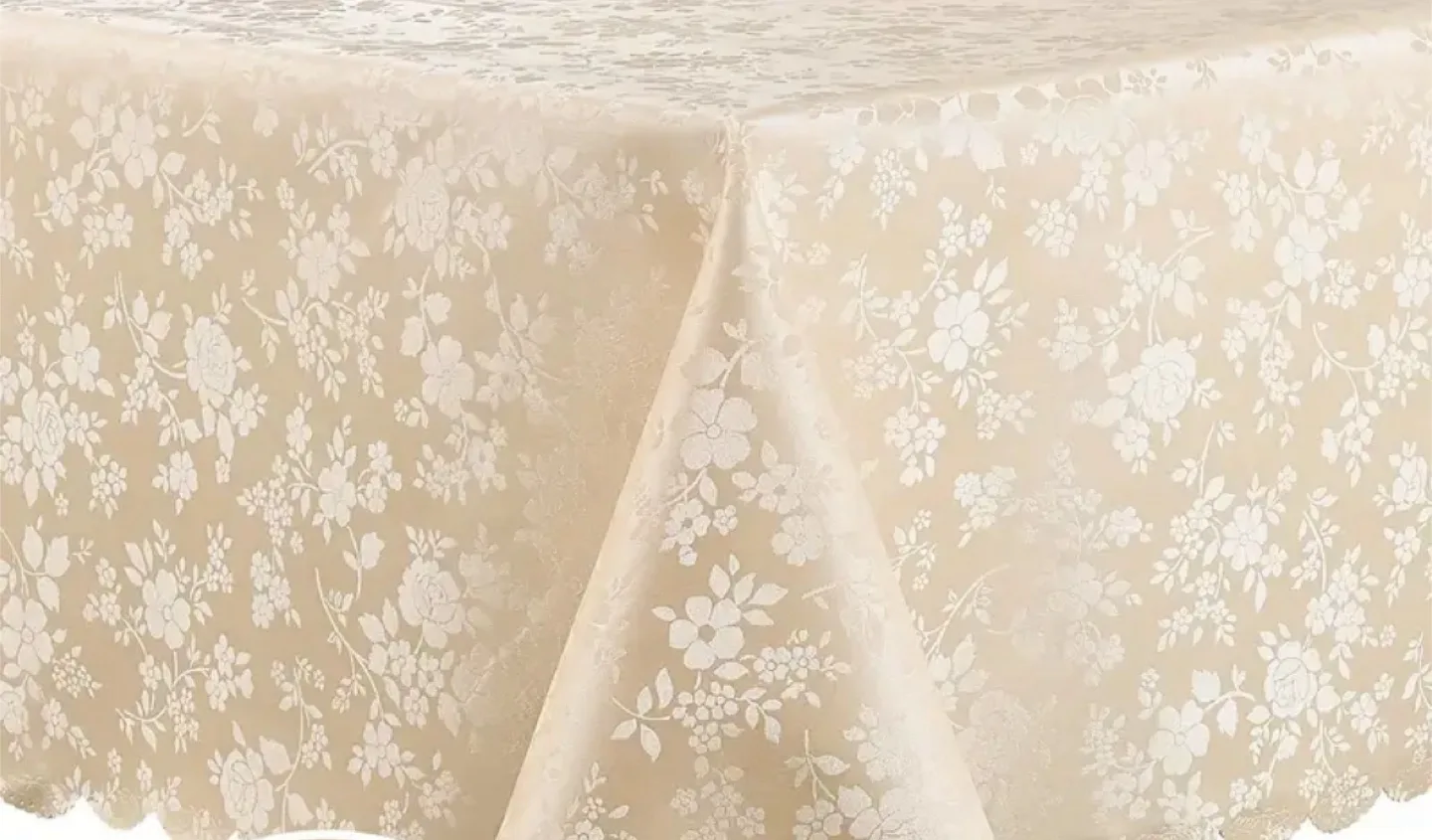 Table cloth Off-White Fabric with Floral Pattern🇨🇦 image indicator(3)