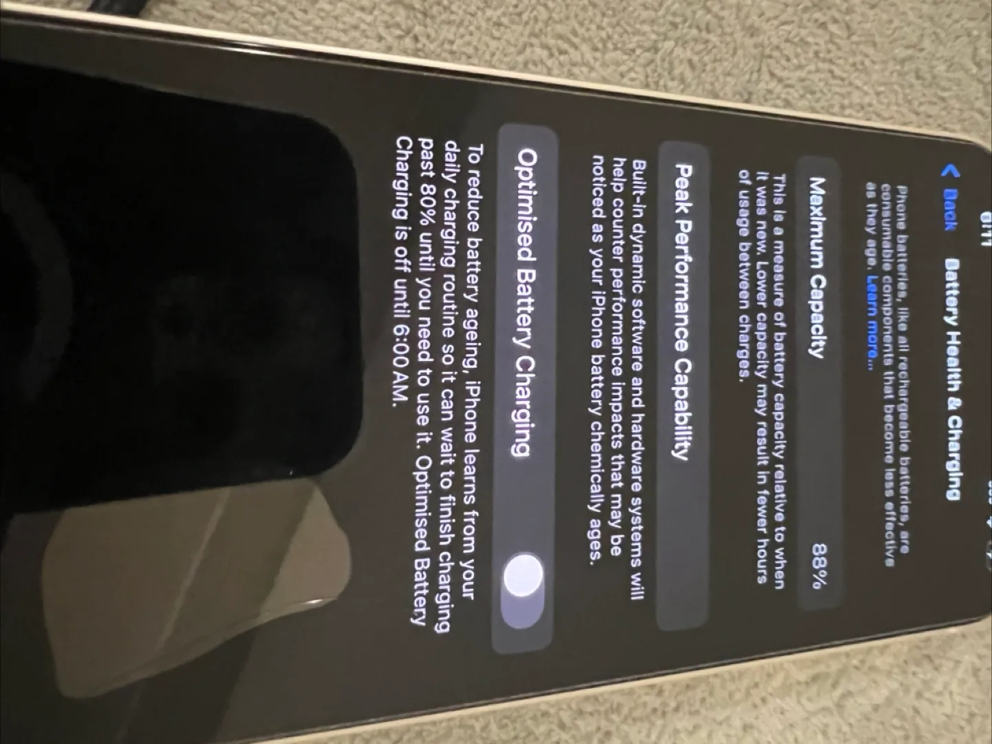 iPhone 14- 88% Battery Health image indicator(3)