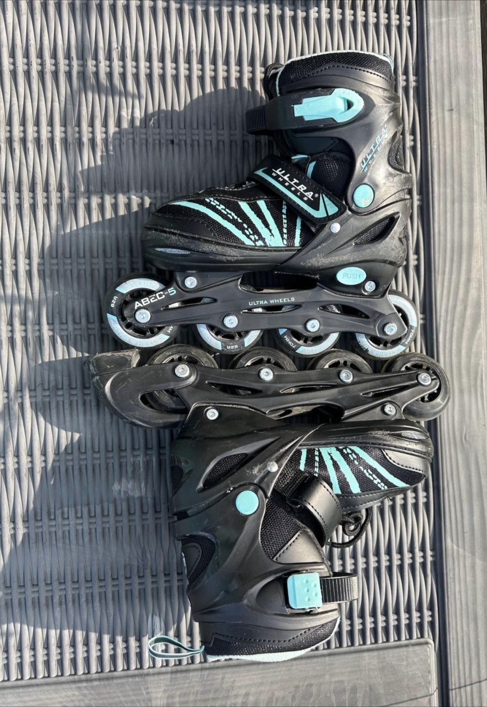 Ultra Wheels Roller Blades Size 5-8 - photo 5
