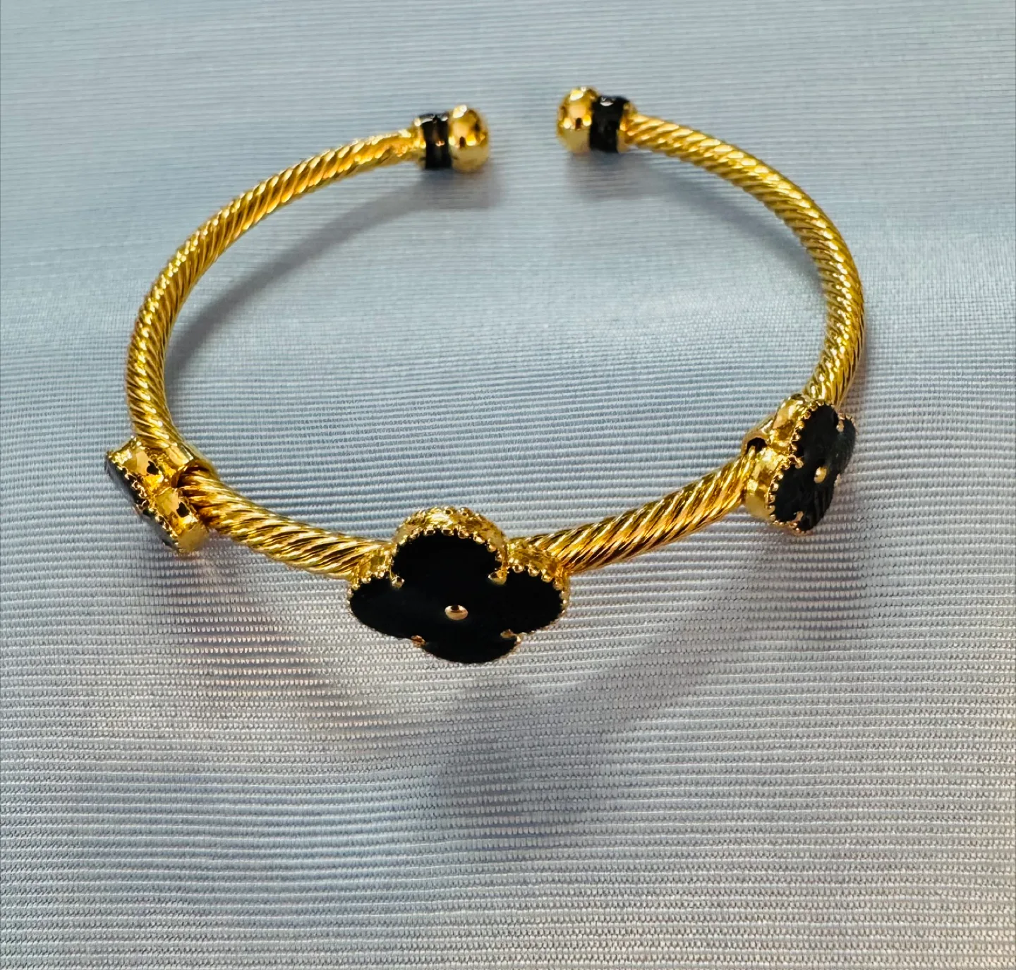 Clover Bangle Cuff 14K plated Twist Rope Black Onyx Enameled image indicator(2)