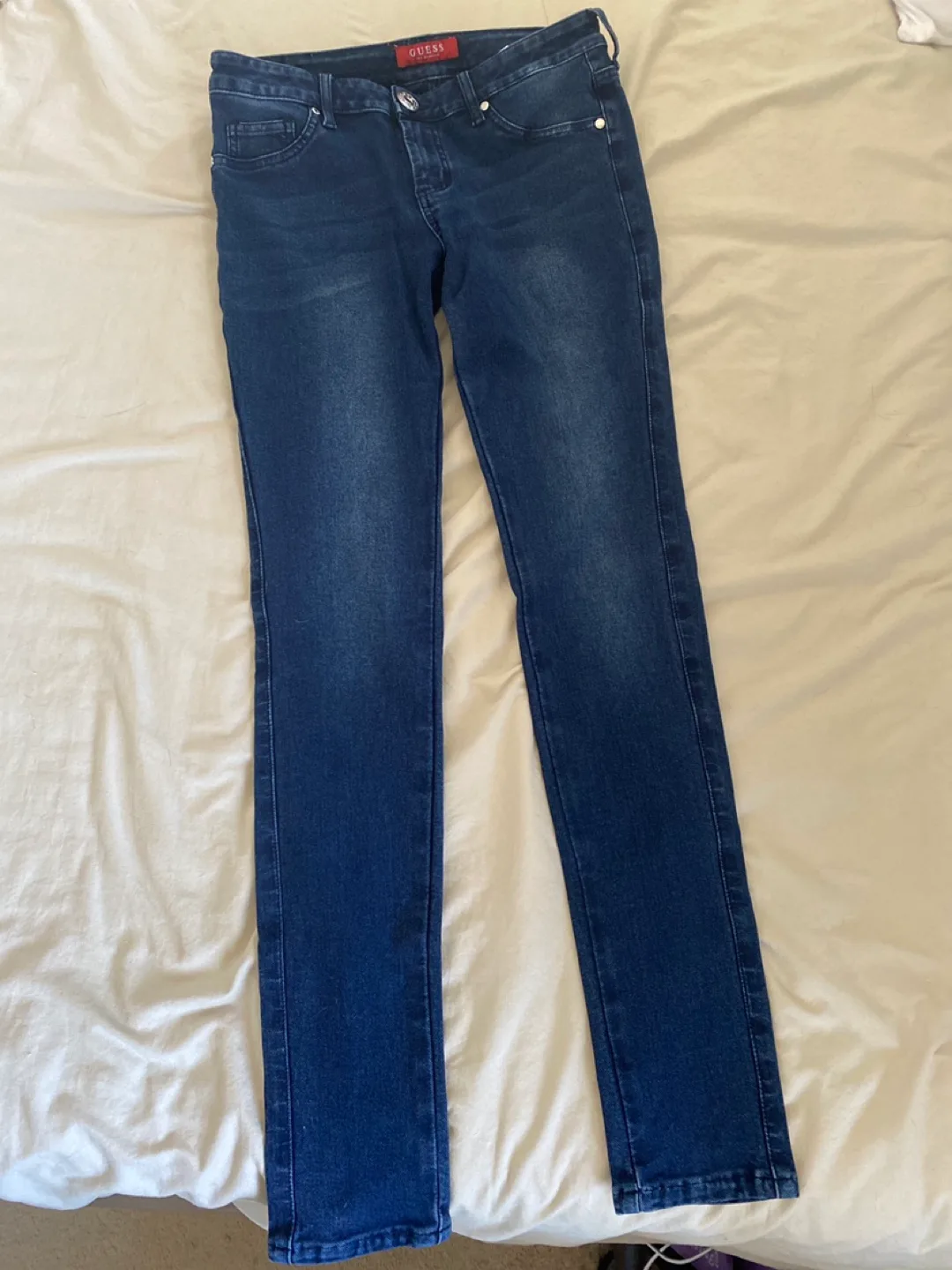Guess Dark Wash skinny Denim Jeans (high stretch) thumbnail