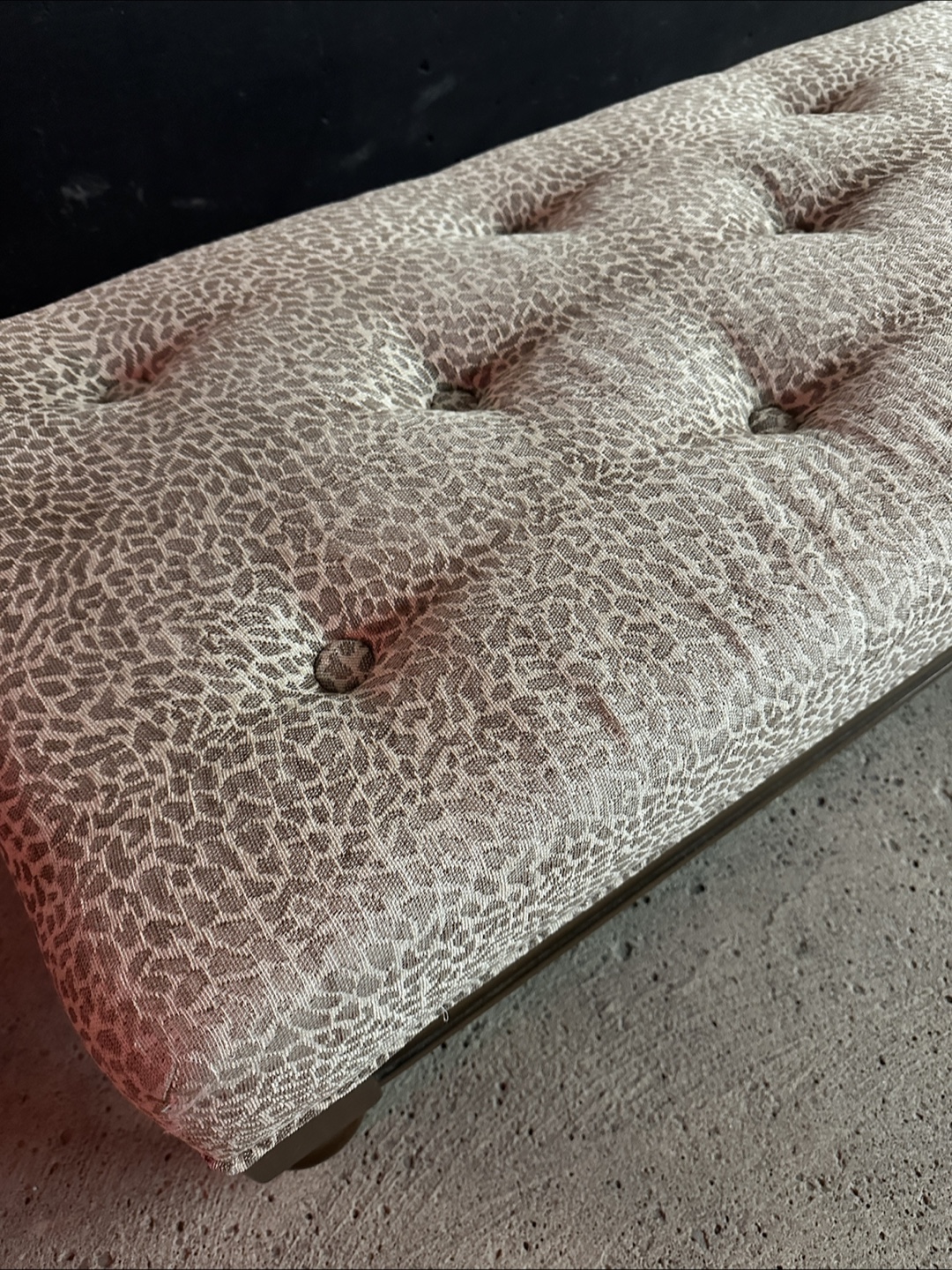 Bench in Animal Print - photo 3