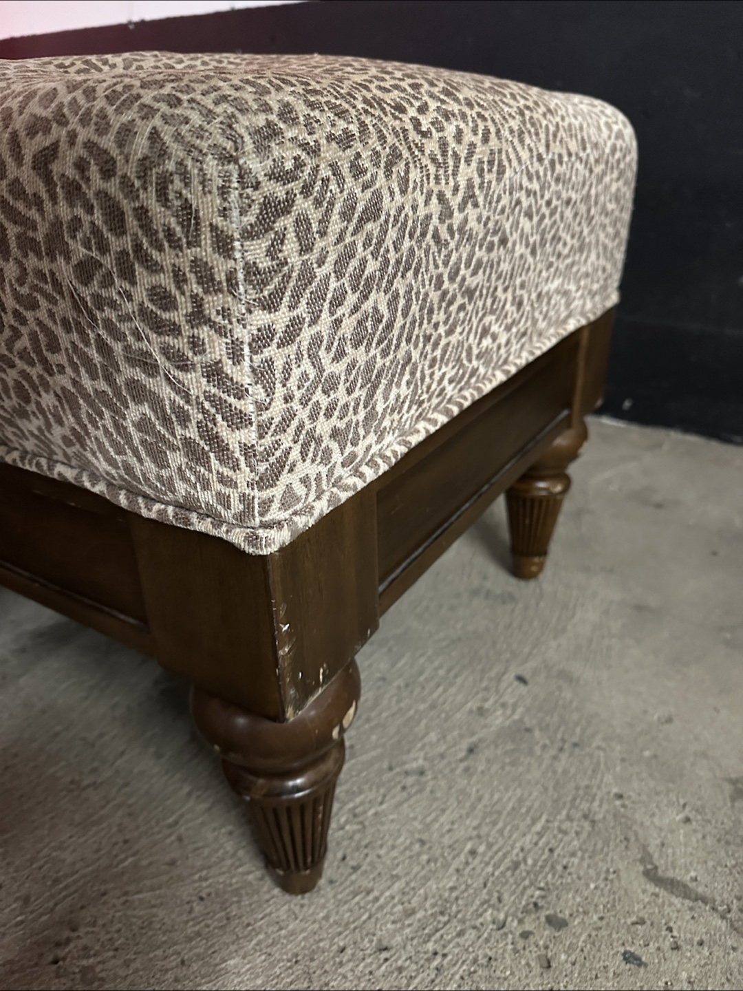 Bench in Animal Print - photo 4