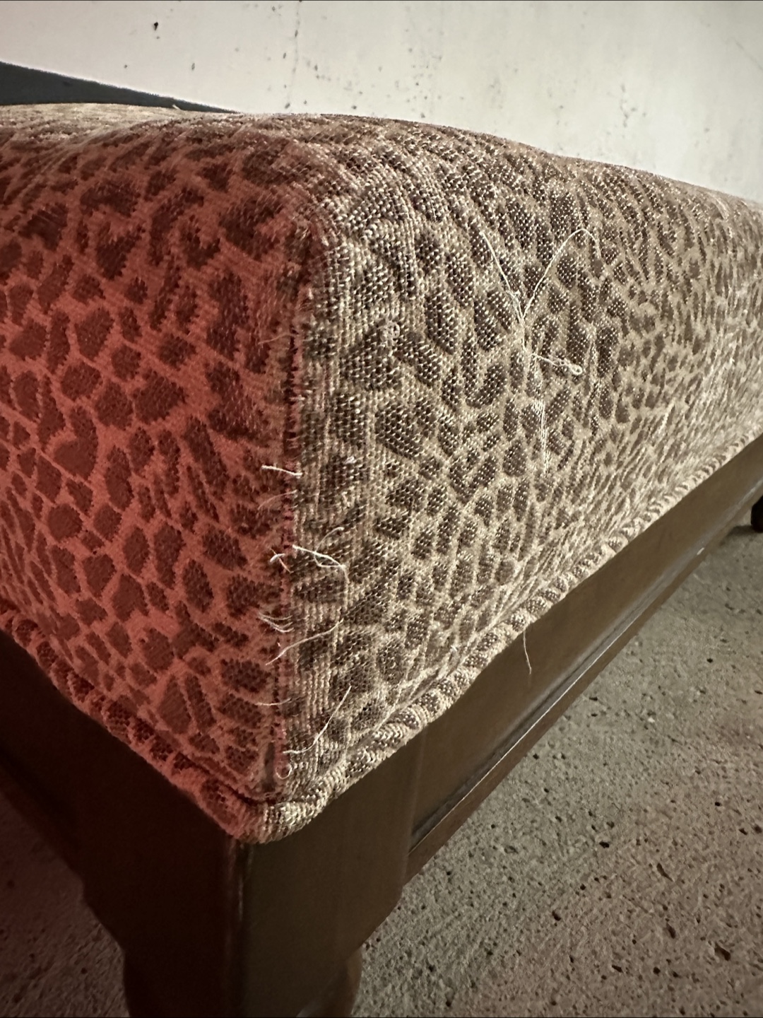Bench in Animal Print - photo 5