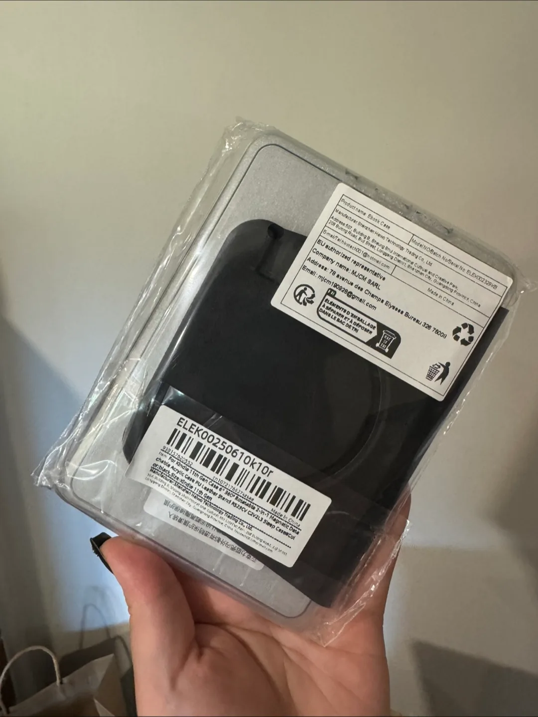 New Basic 6" Kindle Case image indicator(2)