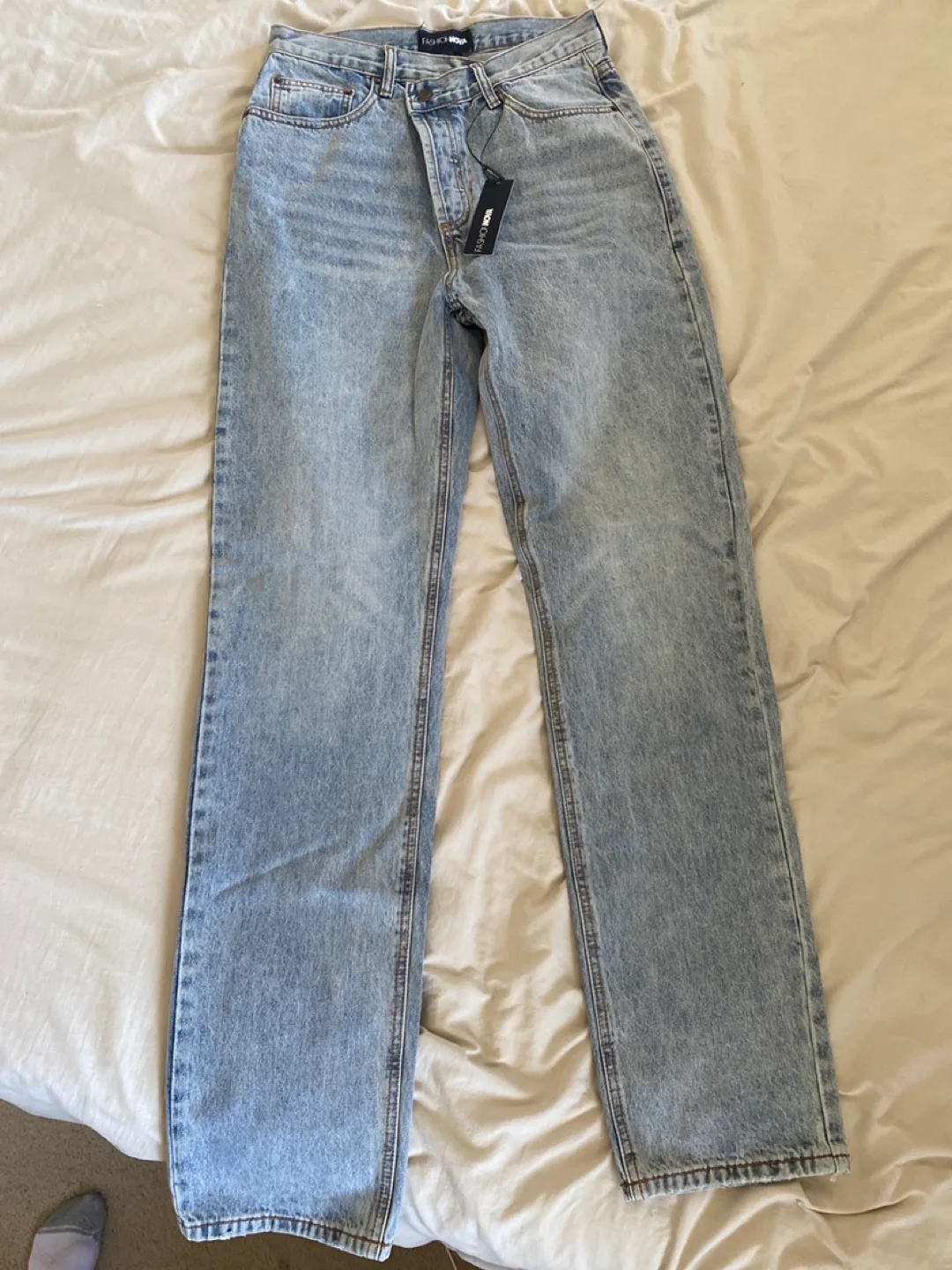 New Fashion Nova Light Wash Jeans thumbnail