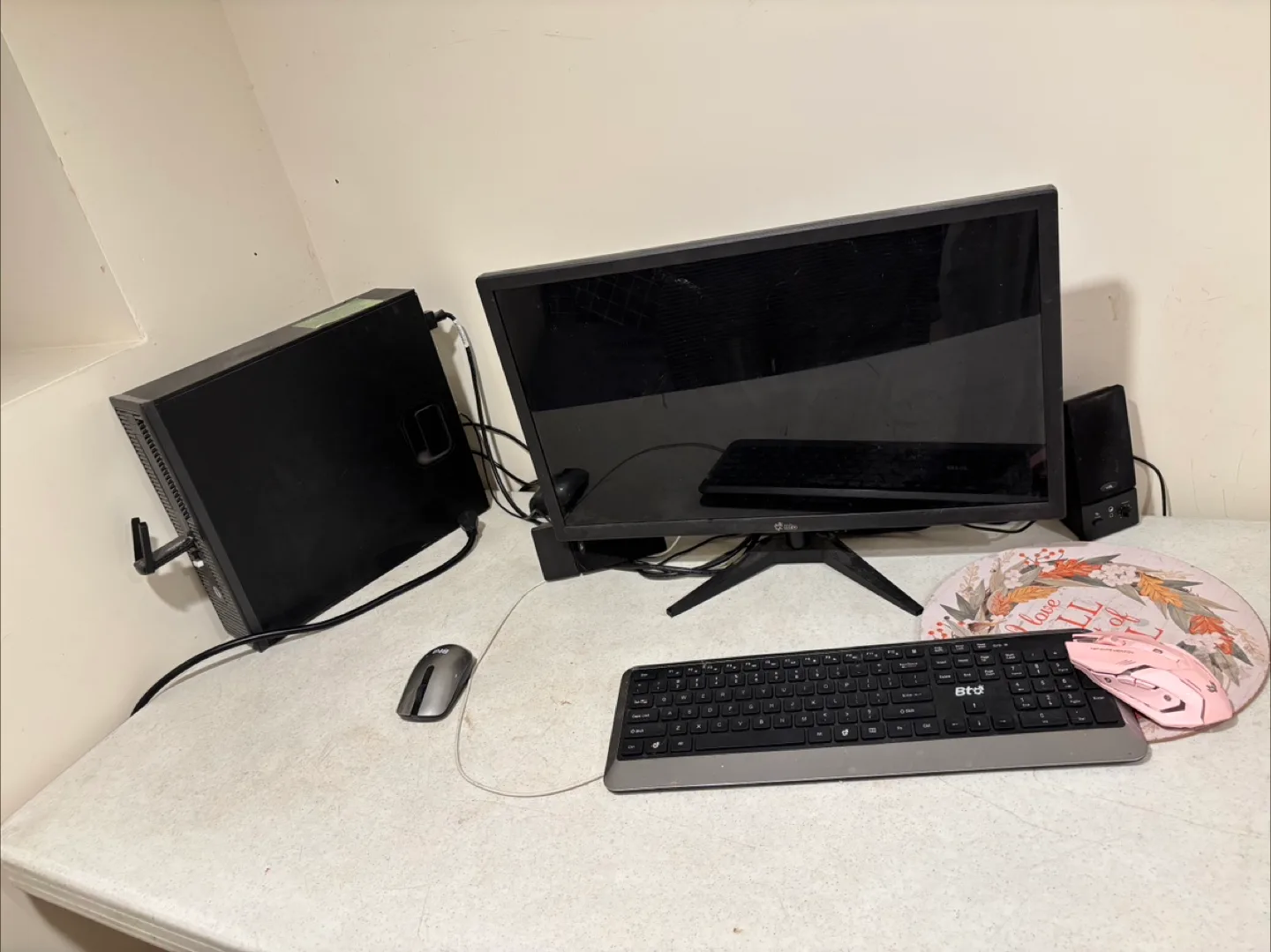 Desktop Computer Set thumbnail