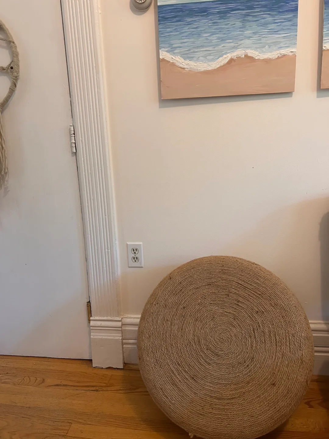 Round Jute decorative tire thumbnail