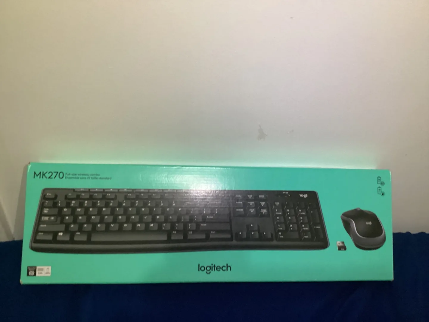 Logitech MK270 Wireless Keyboard and Mouse thumbnail