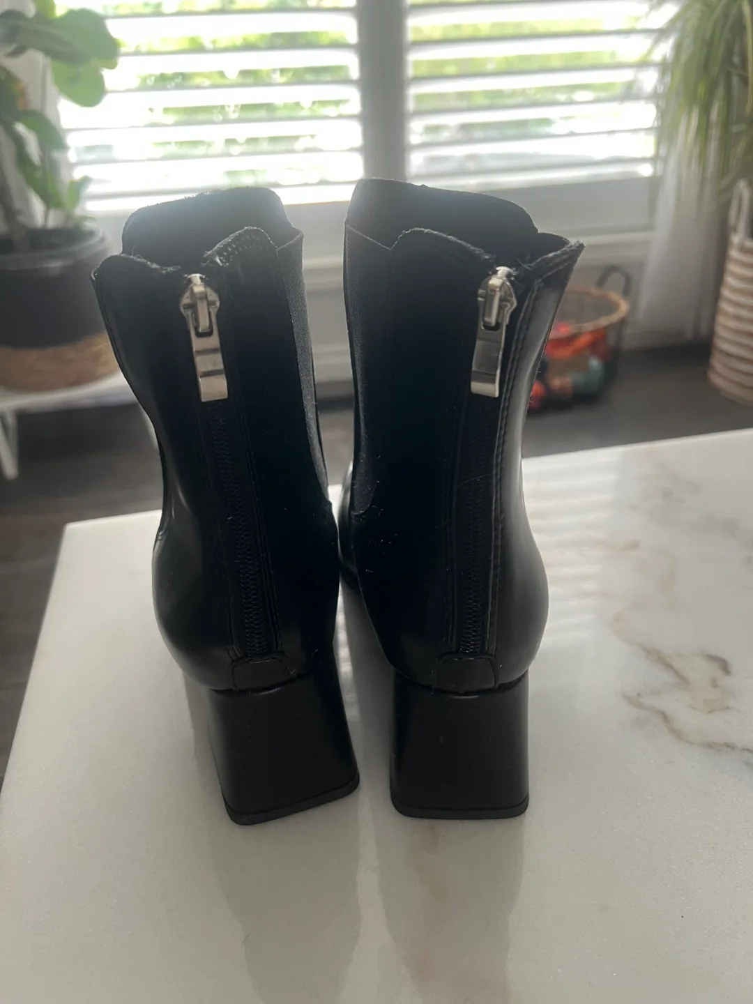 Black Heel Boots image indicator(3)