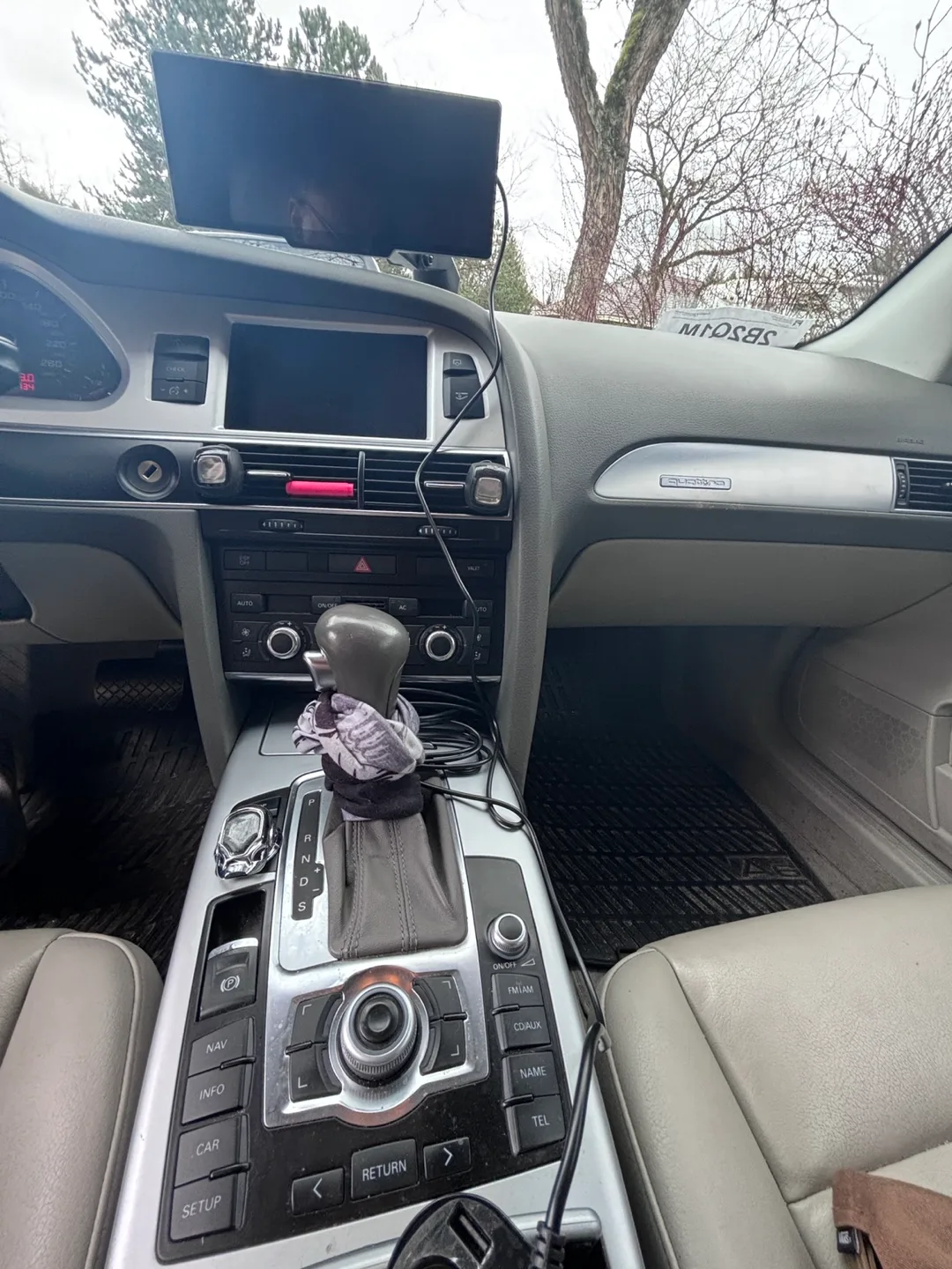 2011 Audi A6 Sedan image indicator(5)