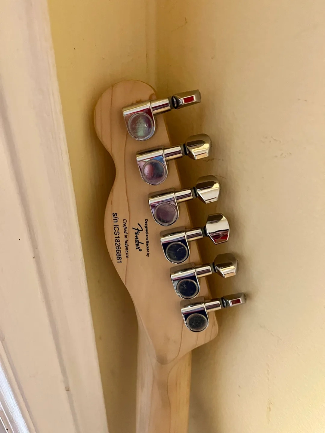 Squier by Fender Affinity Telecaster image indicator(4)