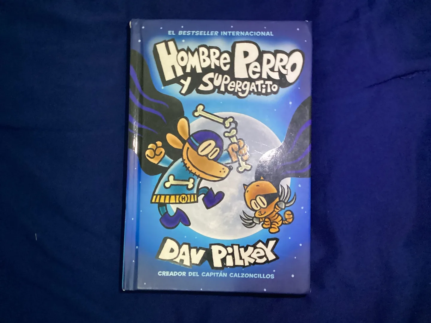 Hombre Perro y Supergatito by Dav Pilkey thumbnail
