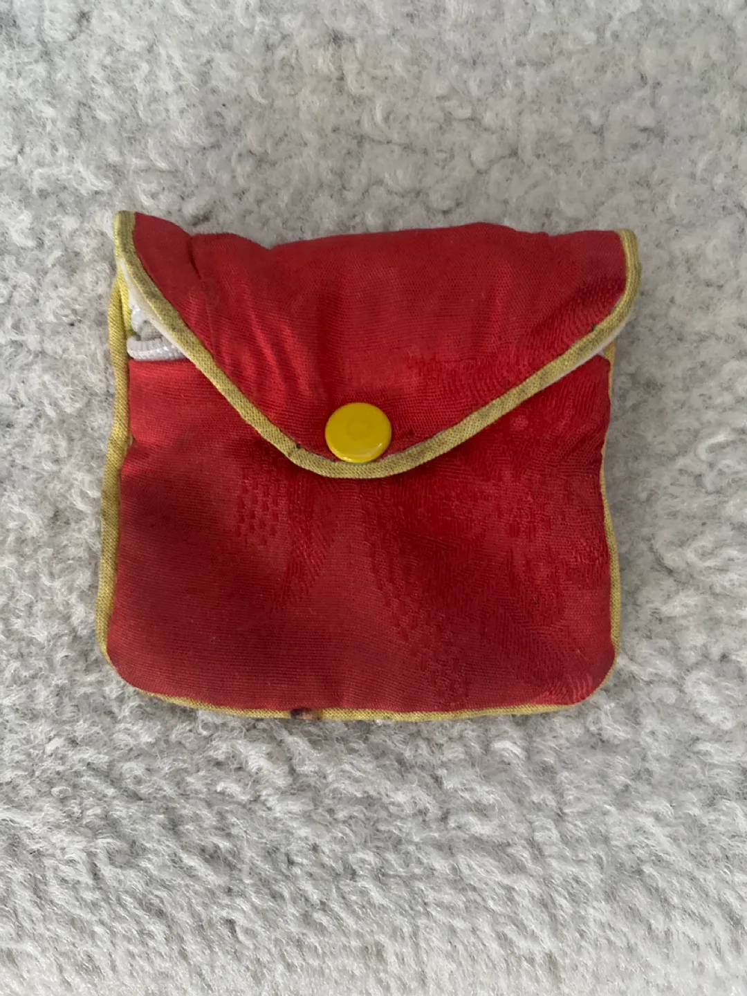 Red Coin Purse with Yellow Button 🇨🇦 thumbnail