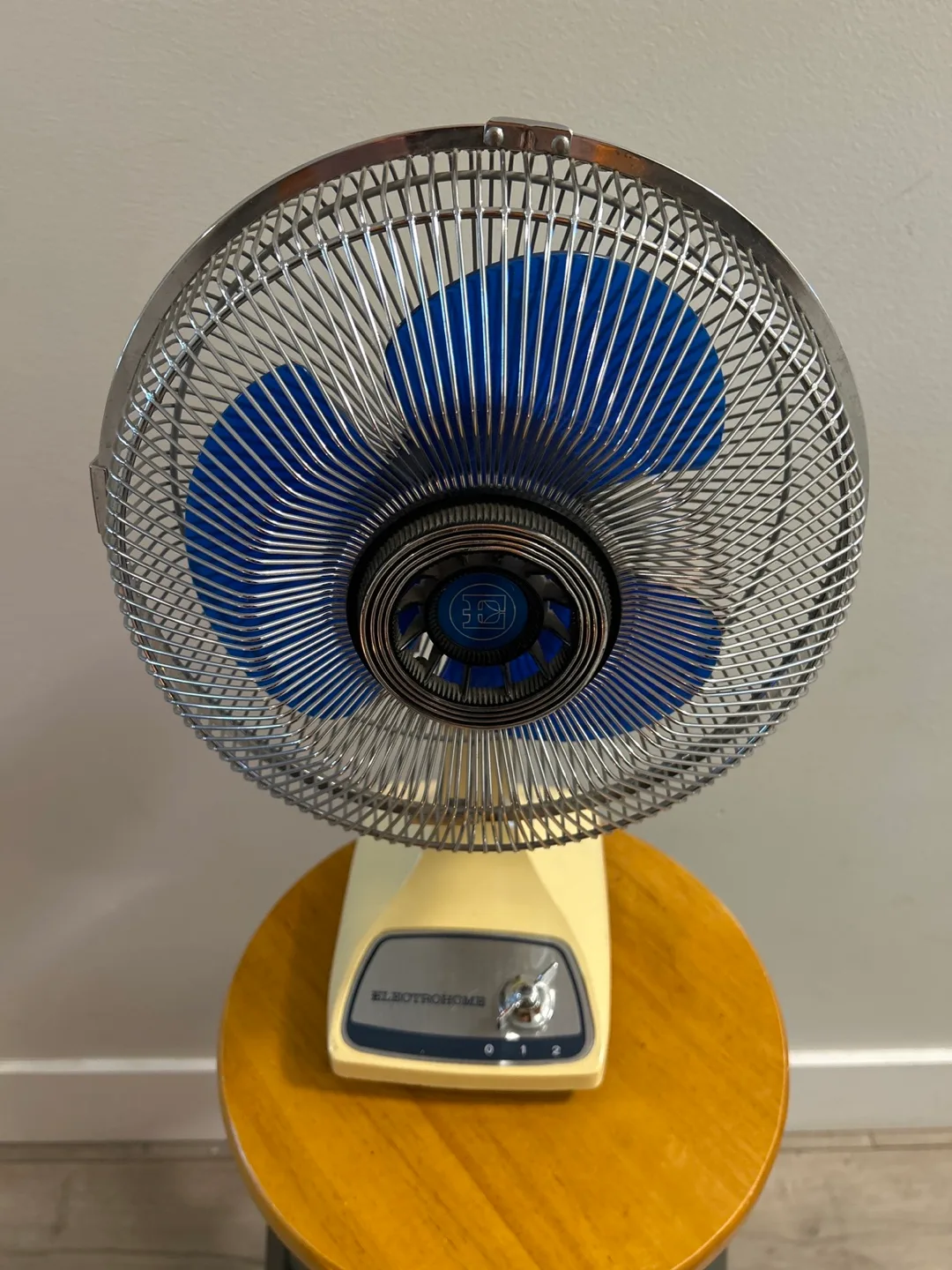 Electrohome Vintage Fan image indicator(7)