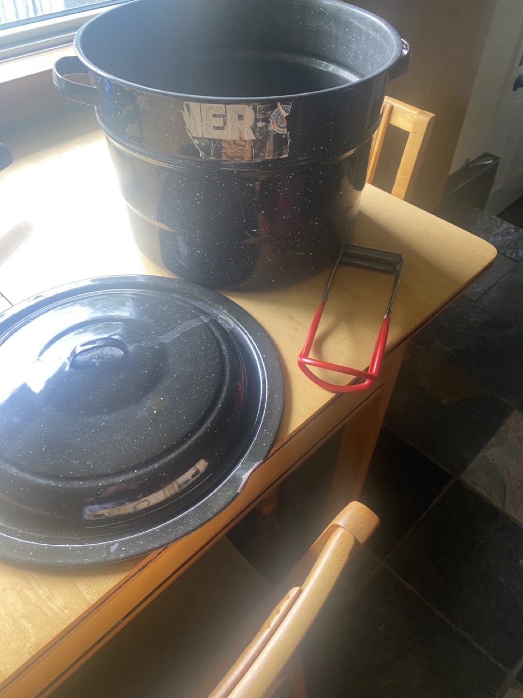 Vintage Granite Ware Canning Pot with Rack - photo 2