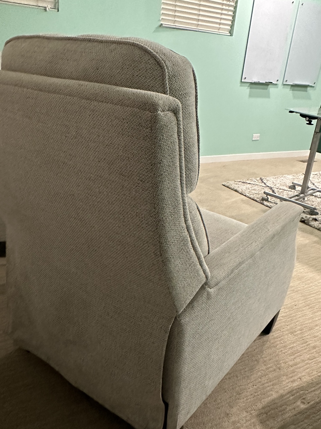 Light Gray Recliner Chair - photo 4