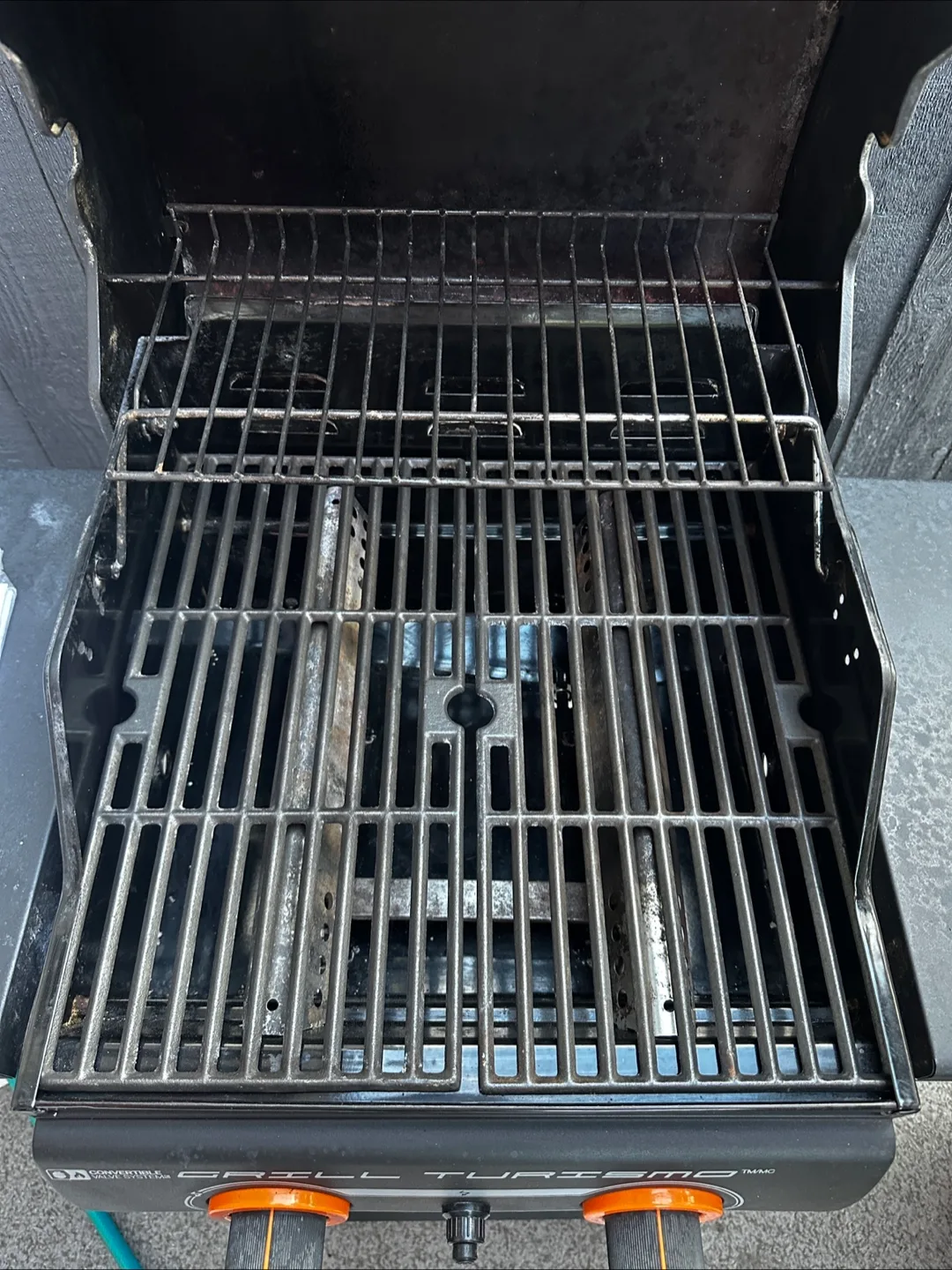 Grill Turismo BBQ Grill - Propane & Natural Gas image indicator(5)