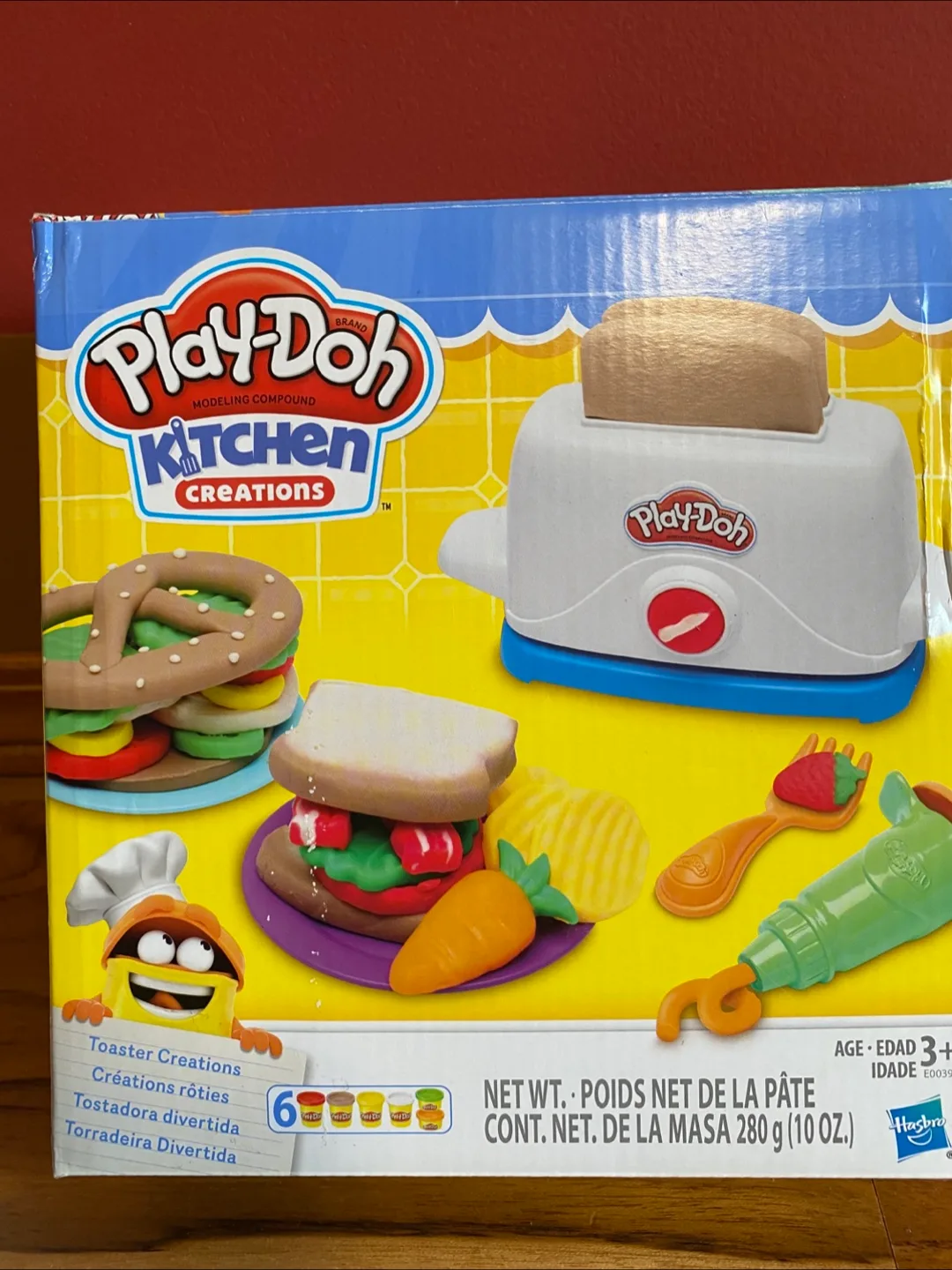 Play-Doh Kitchen Creations Toaster Creations Set thumbnail