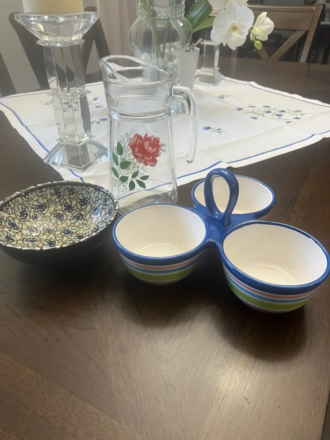 Assorted Kitchenware: Pitcher, Bowls thumbnail