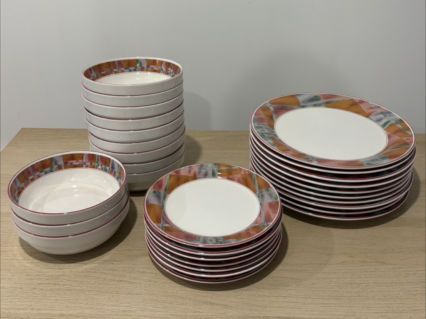 Dinnerware Set - Plates and Bowls