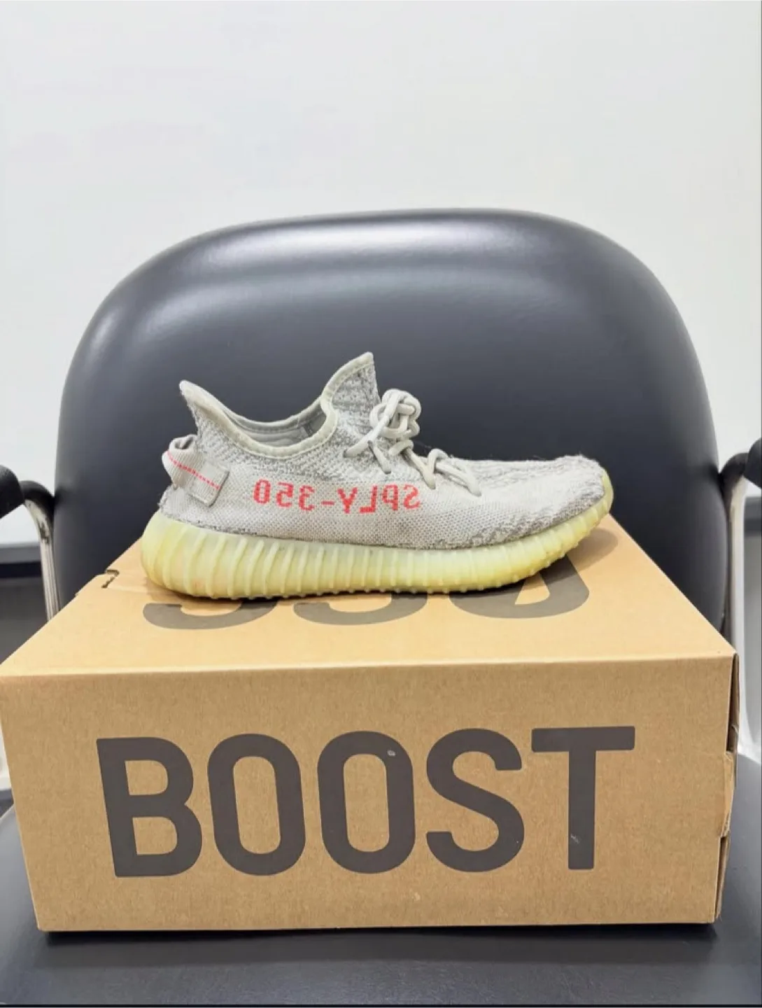Adidas Yeezy Boost 350 V2 Blue Tint image indicator(2)