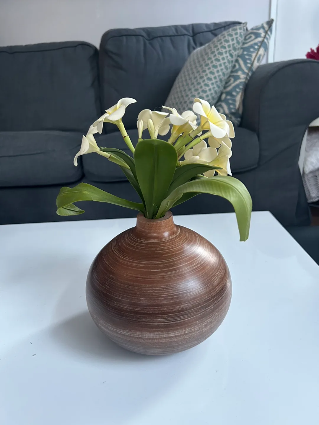Flower in Wooden Vase image indicator(3)