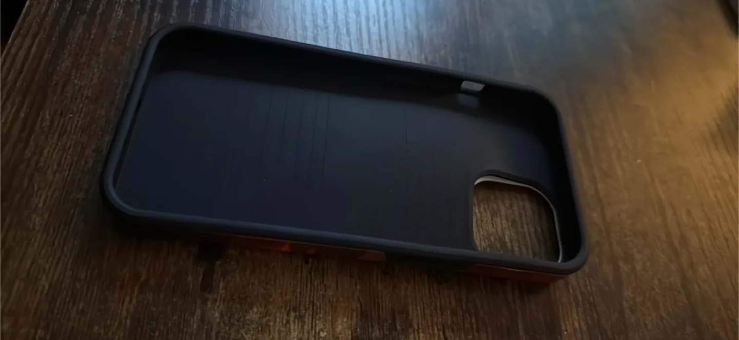 iPhone 14 Star Wars case image indicator(5)