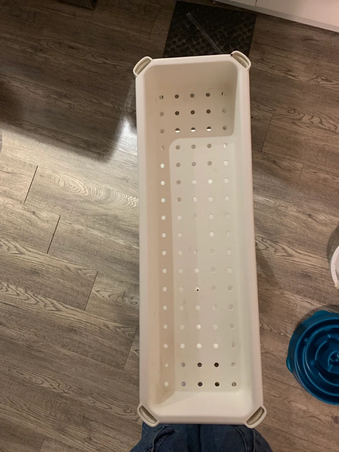 Moving Sale! White Rolling 3-Tier Cart thumbnail