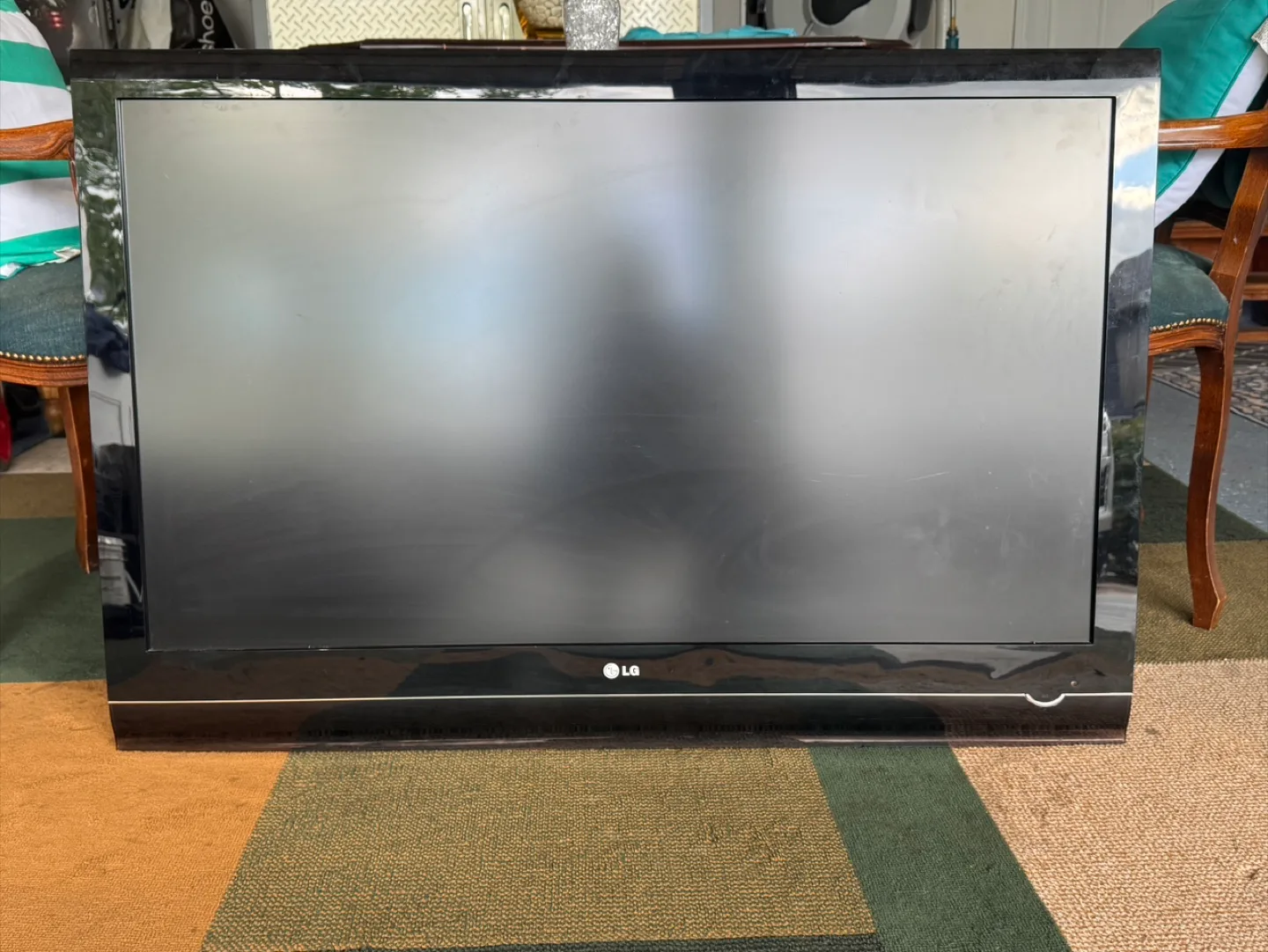 LG TV with Wall Mount thumbnail