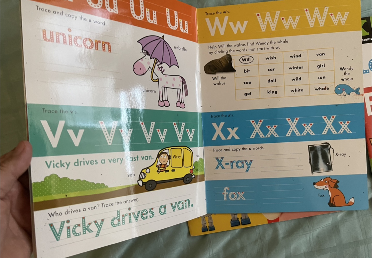 🇨🇦 Scholastic Wipe Clean Kindergarten Workbooks - photo 5