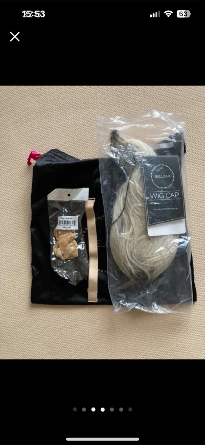 Bellami blond wig image indicator(3)