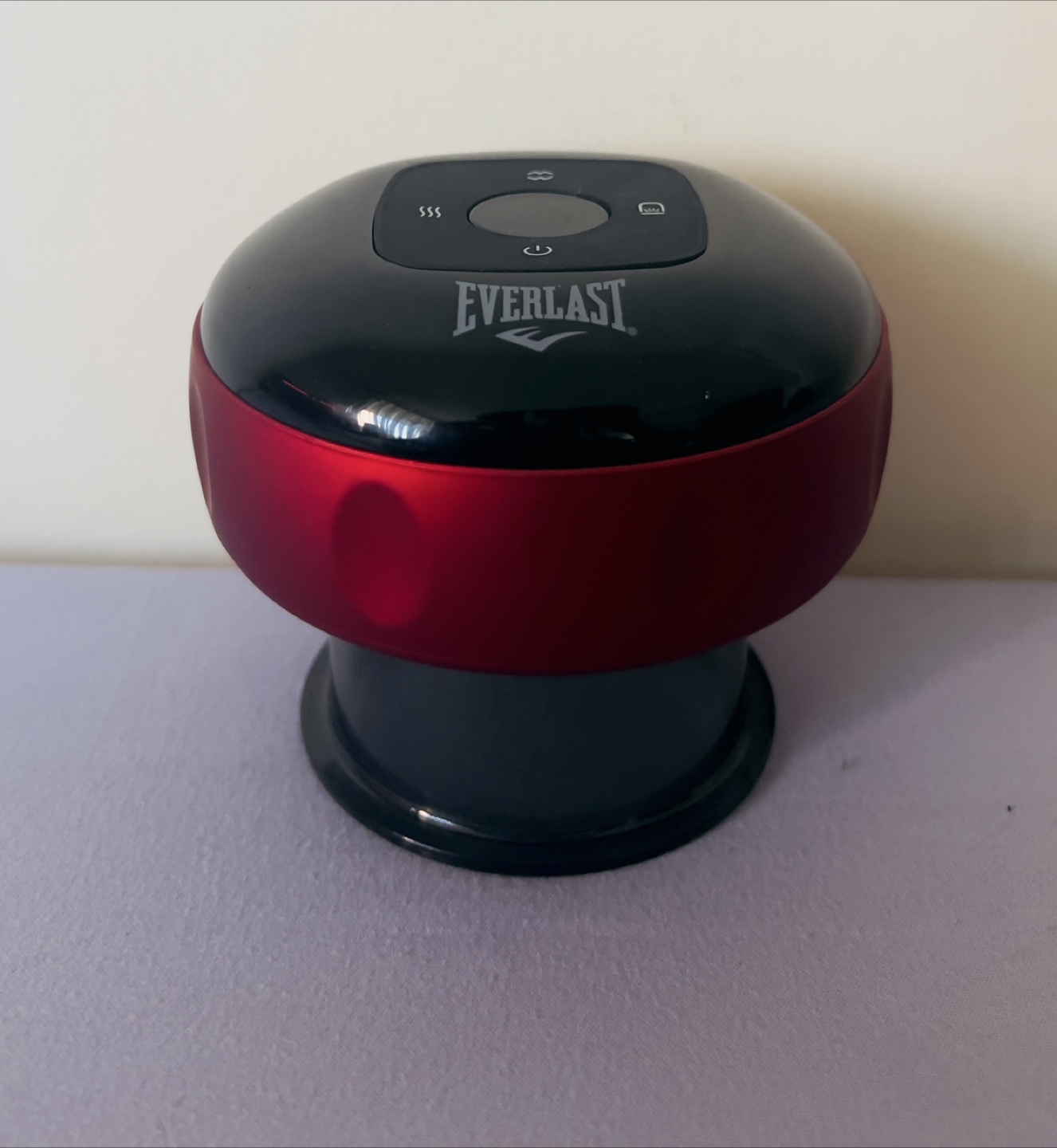 Everlast Electric Massaging Cupping Therapy Device - photo 2