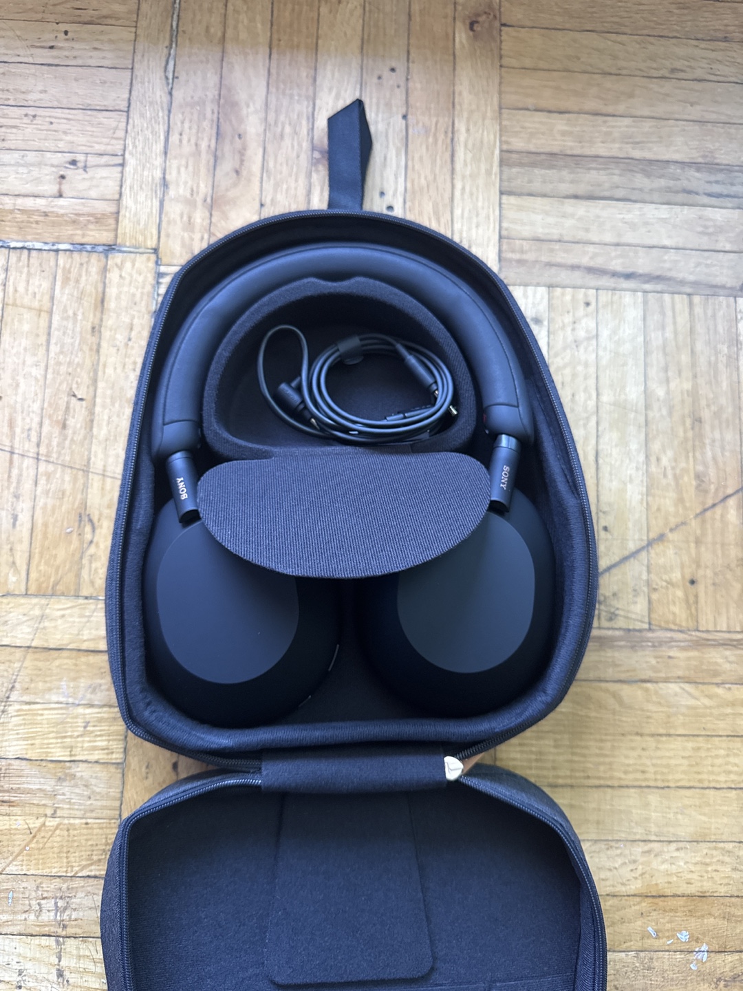 Sony WH-1000XM5 Wireless Noise Cancelling Headphones - Black - photo 3