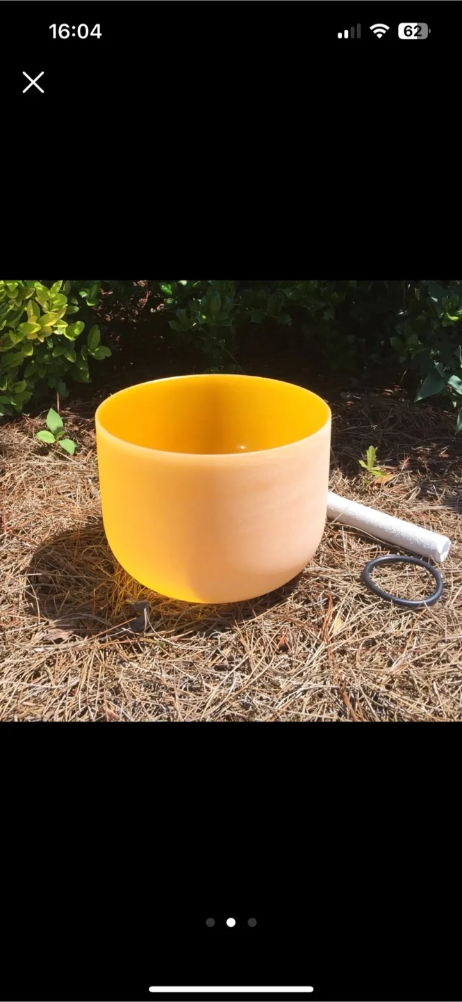 10 Inch Quartz Crystal Singing Bowl image indicator(2)