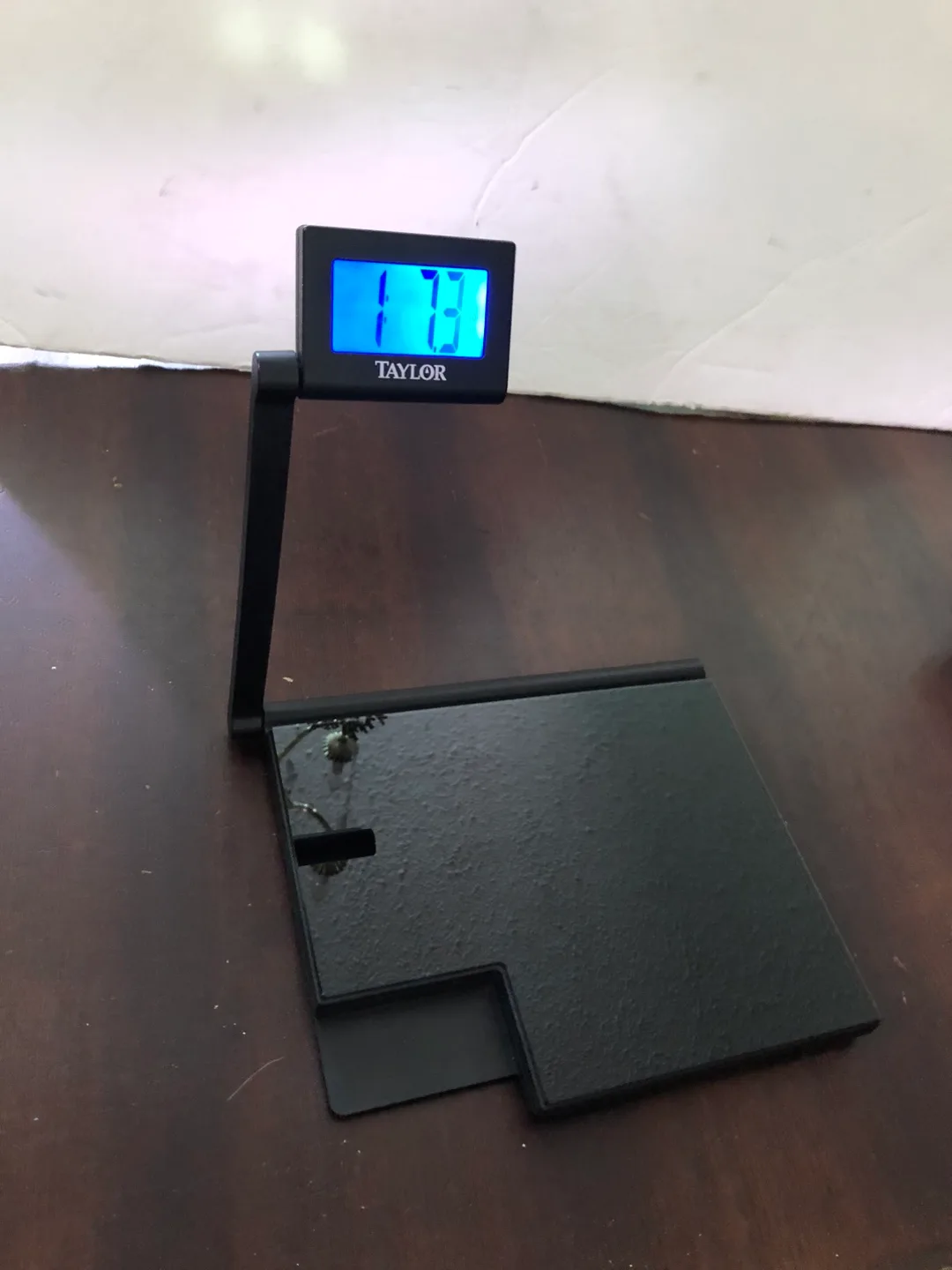 Weight Scale. For small measurements. thumbnail