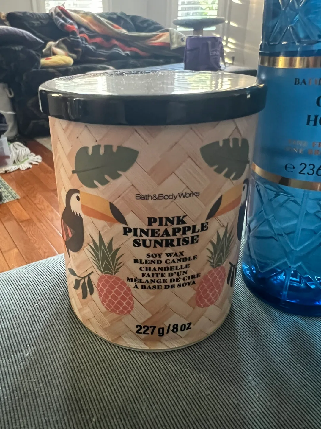 Bath & Body Works  Candle and Fragrance Mist image indicator(2)