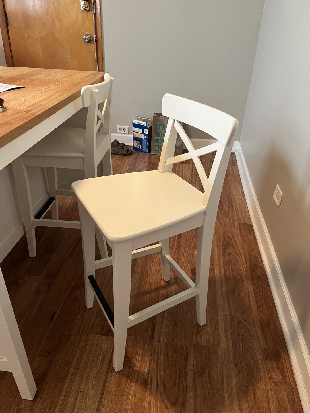 Kitchen Island with 2 Bar Stools - photo 3