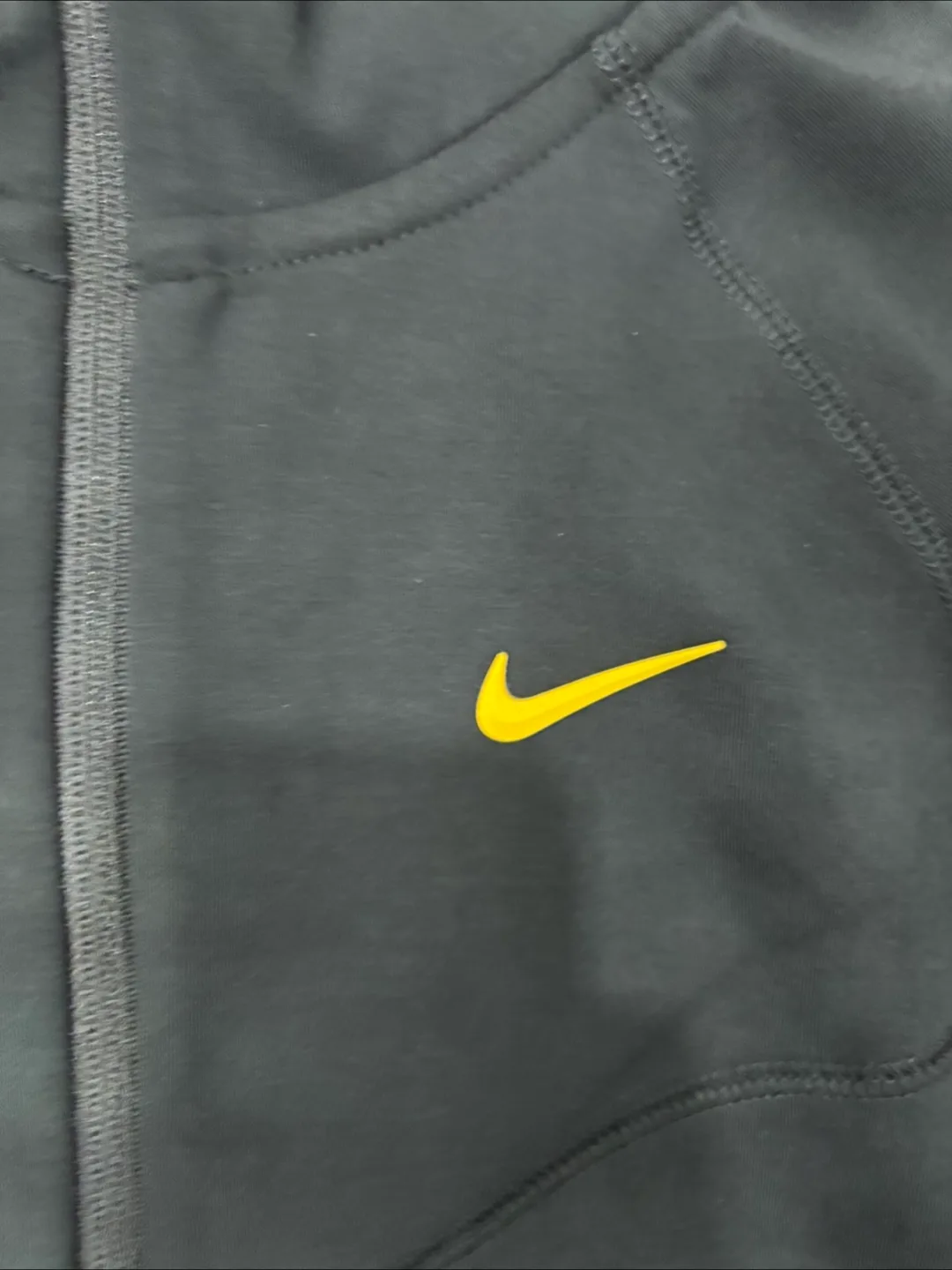 Nike  notca Tech Fleece Black Hoodie medium image indicator(2)