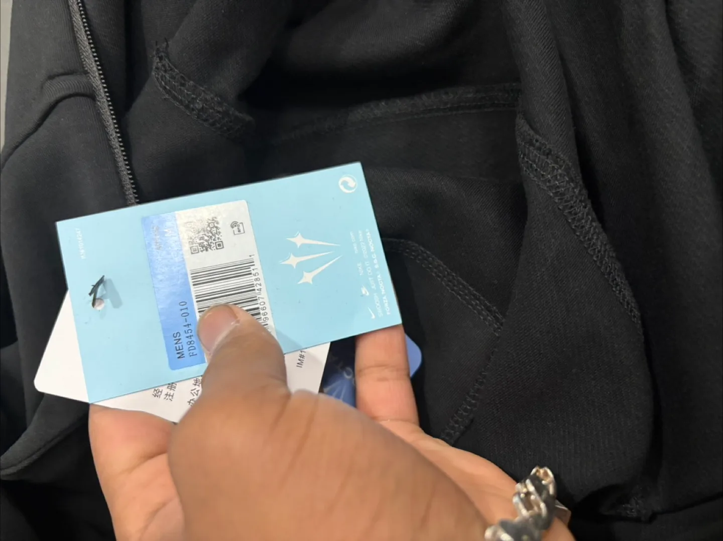 Nike  notca Tech Fleece Black Hoodie medium image indicator(9)