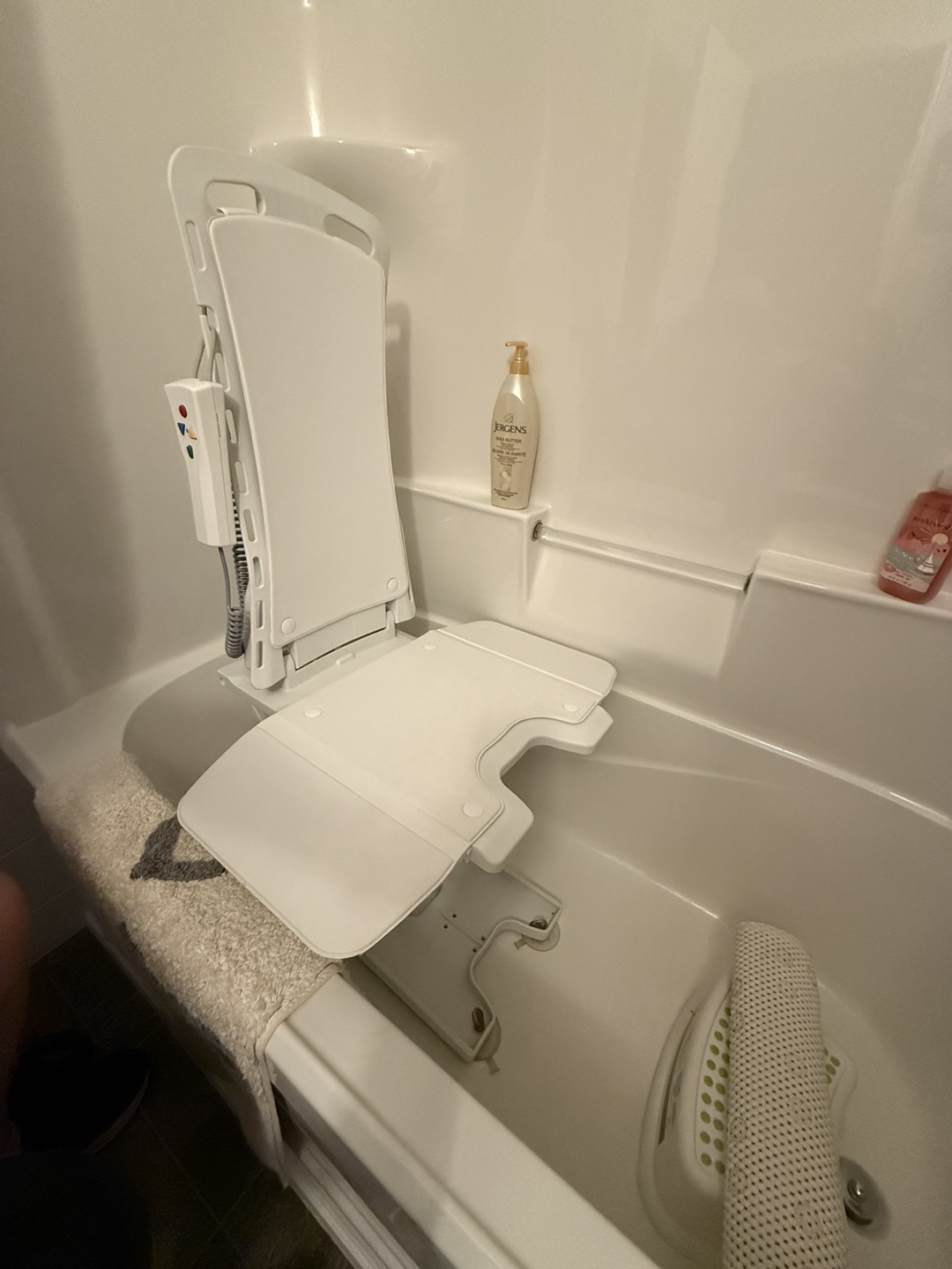 Drive Devilbiss Bellavita Bath Lift - photo 4