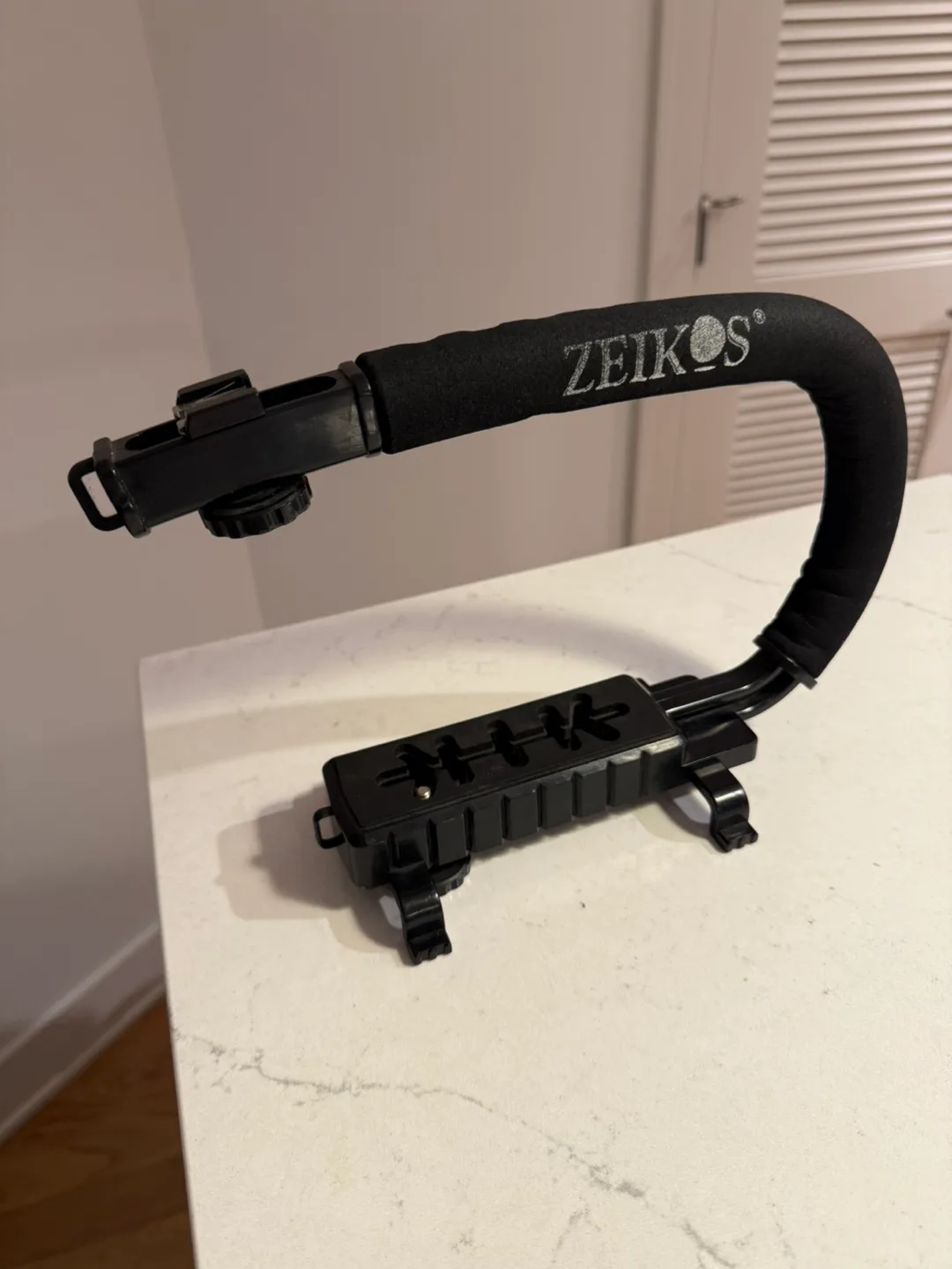 ZEIKOS Camera Stabilizer Mount thumbnail