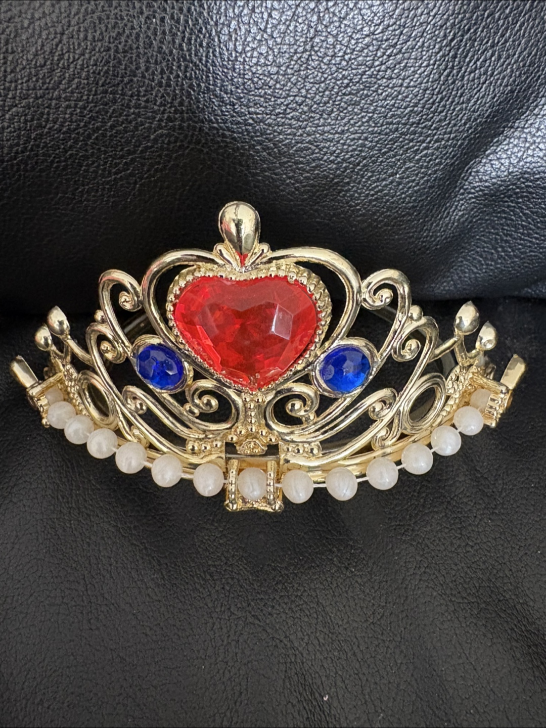 Two Crowns - photo 3