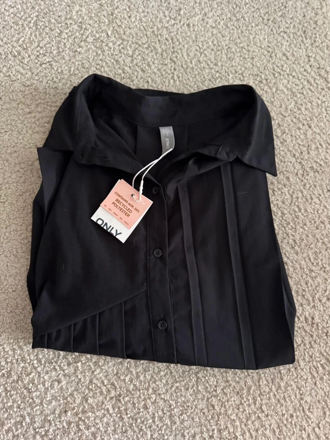 New ONLY Black Shirt, Size M thumbnail